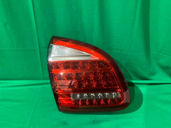 Porsche Cayenne (92A) 2013 Left rear tailgate rear tail light lamp 7P5945093M USED