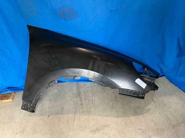PORSCHE CAYENNE 958 Left Wing 958821022 MK2 NEW