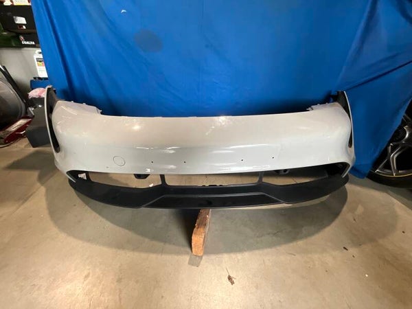 PORSCHE TAYCAN 9J Front Bumper 9J1807221D Vorne Stoßstange Only needs paint