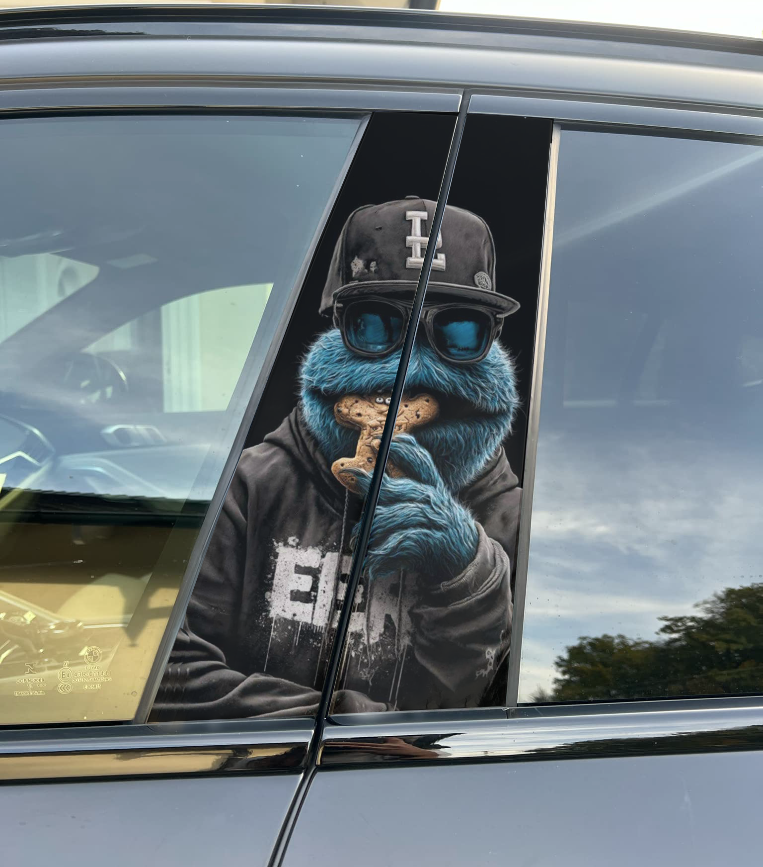 Premium Vinyl Car Pillar Wrap – Stylish & Durable B-Pillar Decal Cookie Monster