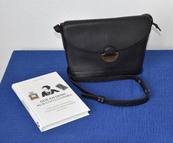 Delvaux Crossbody in Zwart Leer