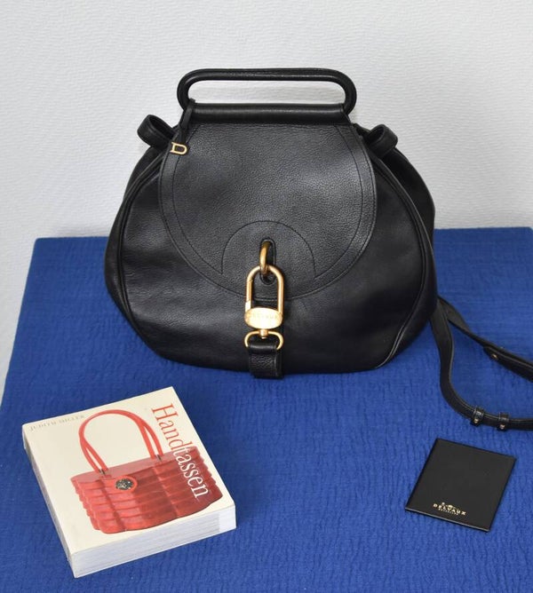 Delvaux Cerceau Vintage GM in zwart leer