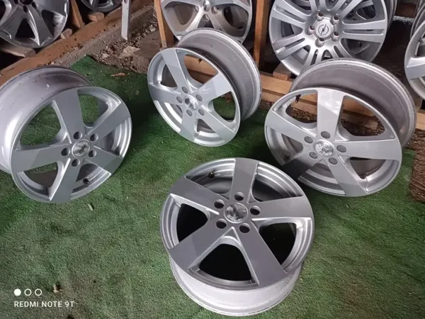 FELGI ALUMINIOWE ORGINAŁ DEZENT 5X112 16"