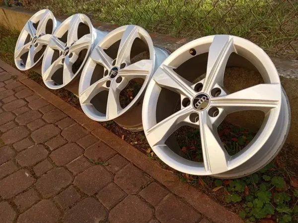 FELGI ALUMINIOWE ORGINAŁ AUDI 5X112 17"
