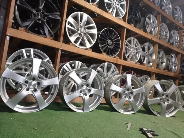 FELGI ALUMINIOWE ORGINAŁ DEZENT 5X100 17"