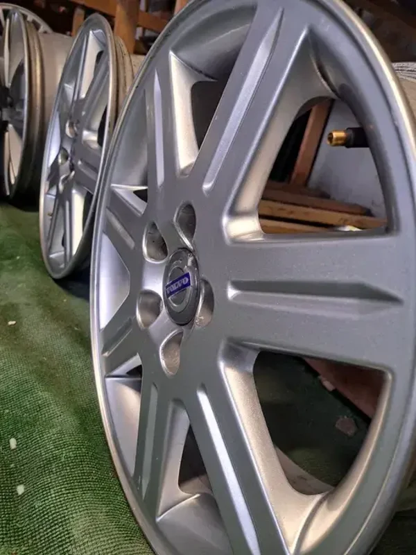 FELGI ALUMINIOWE ORGINAŁ VOLVO 5X108 16"