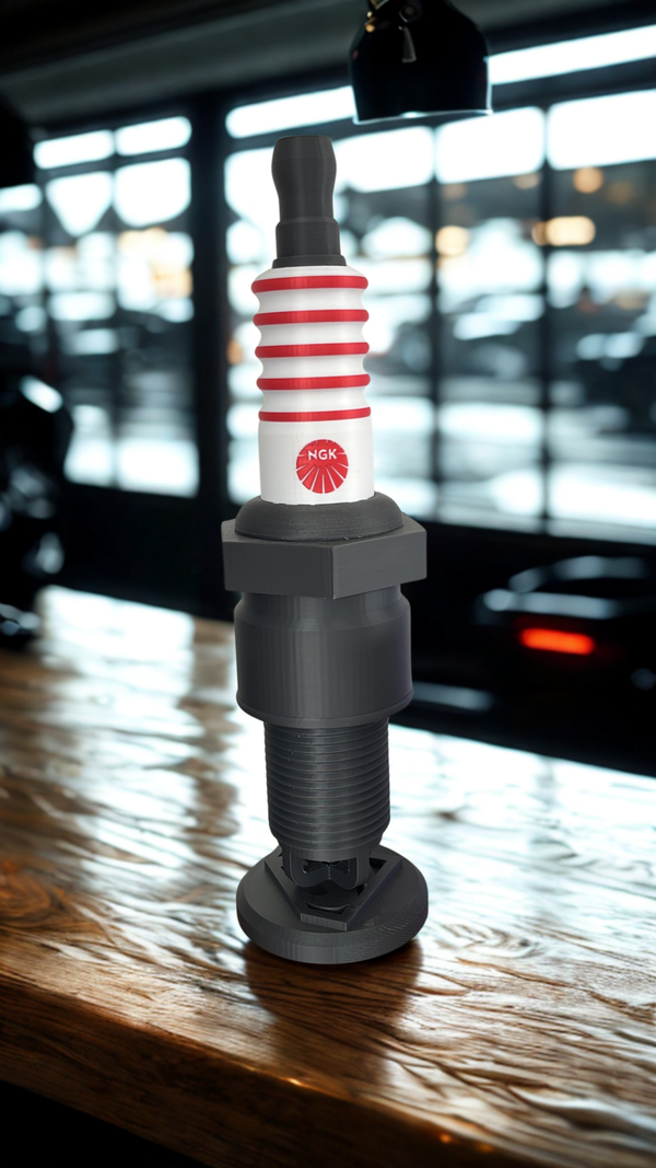 Zündkerzenlampe- Licht für echte Benzinköpfe