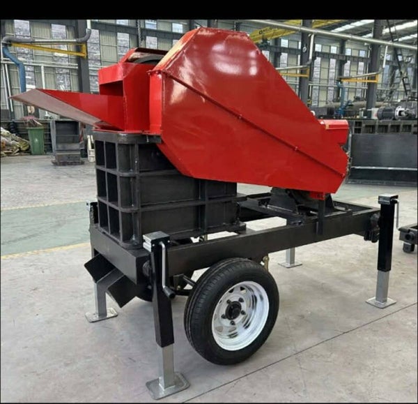 Small Mobile Rock Crusher  (Pe200x300)