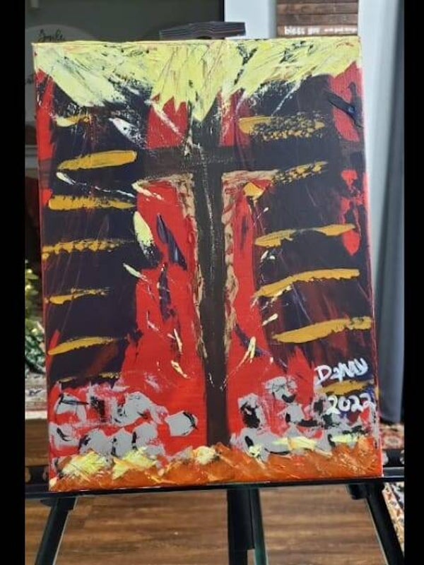 Detr_s_de_su_cruz_Behind_His_cross