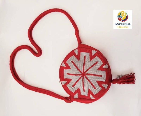 Plate-shaped purse - with red strap