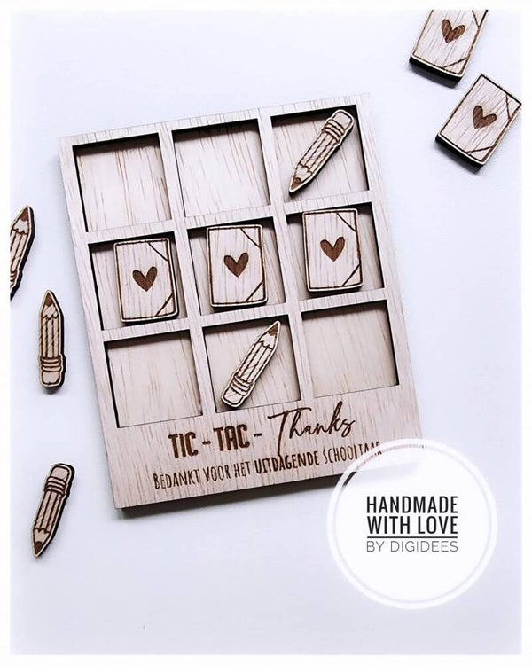 Houten boter-kaas-en-eieren cadeau voor juf of meester – gepersonaliseerd