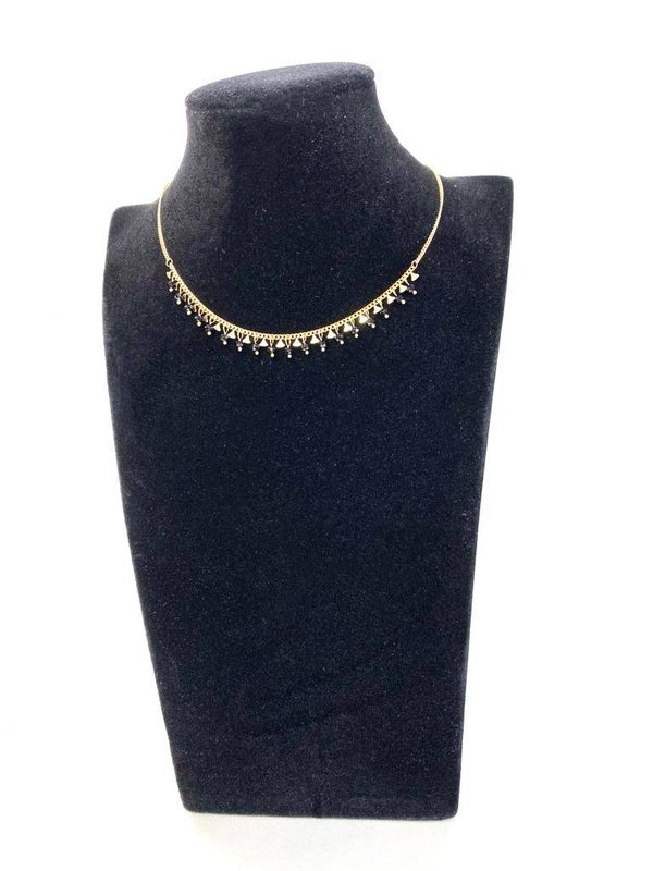 Collier en acier avec perles de verre noir