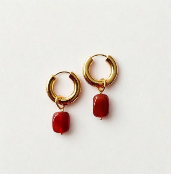 Stainless Steel Oorringen met Rode Agaat – 18k Gold Plated