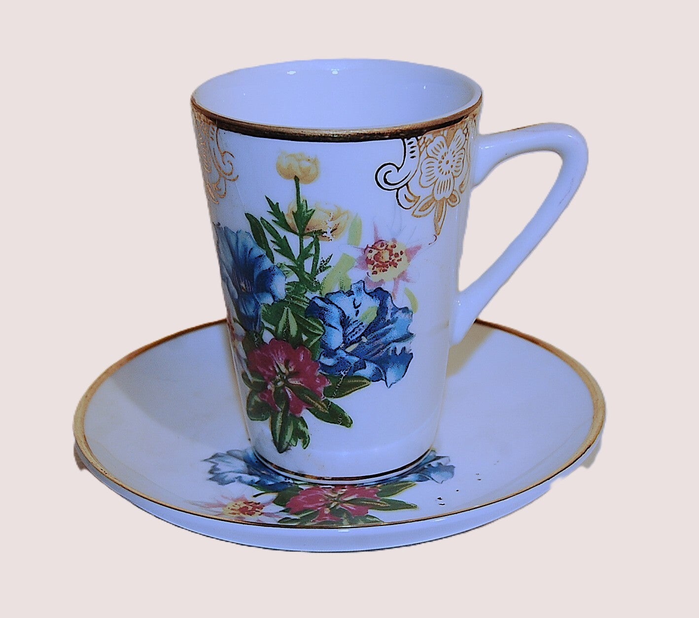 Tasse et soucoupe