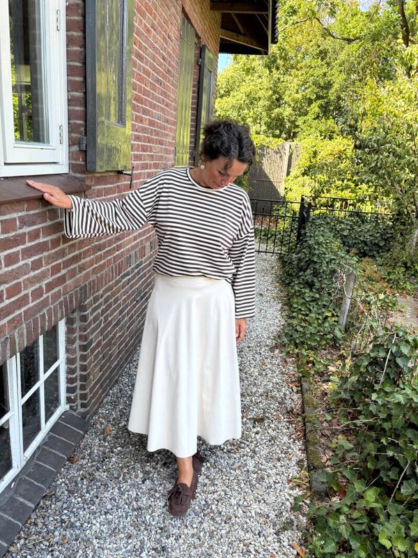 Crème leather skirt