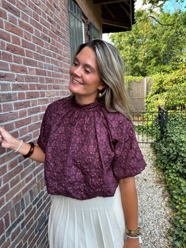 Burgundy happy top