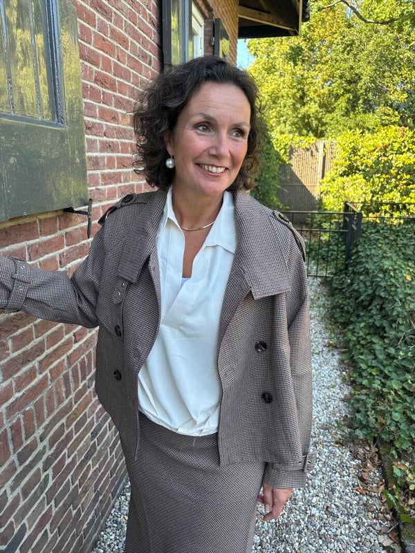 Ruitjes trenchcoat
