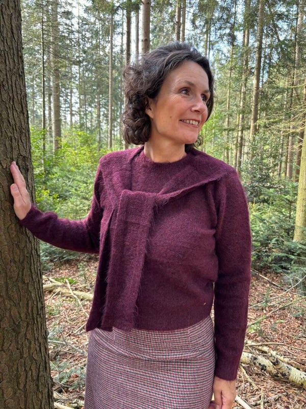 Burgundy juul sweater