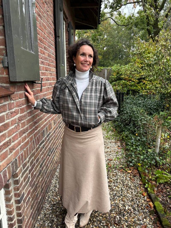 Ecru suède rok