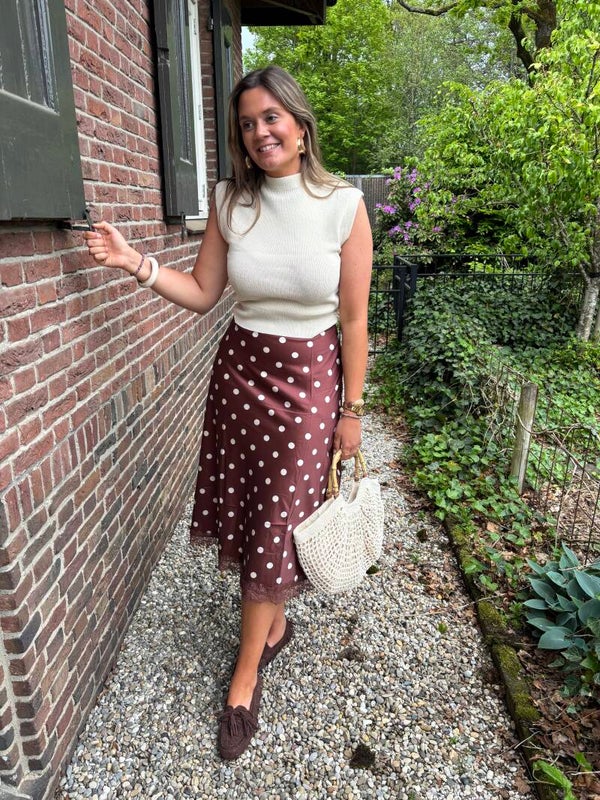 Brown satin lace skirt