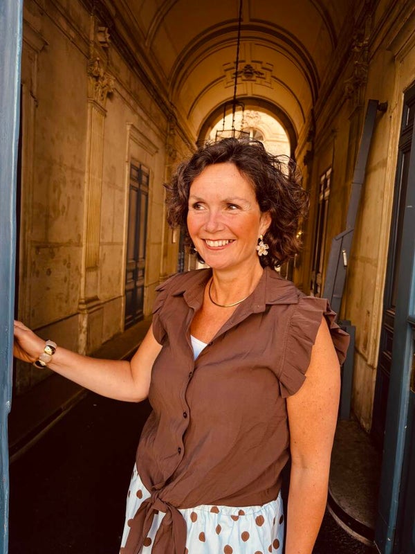 Brown bonjour blouse