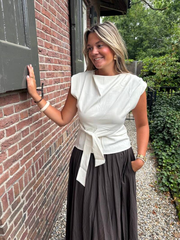 Ecru chic top