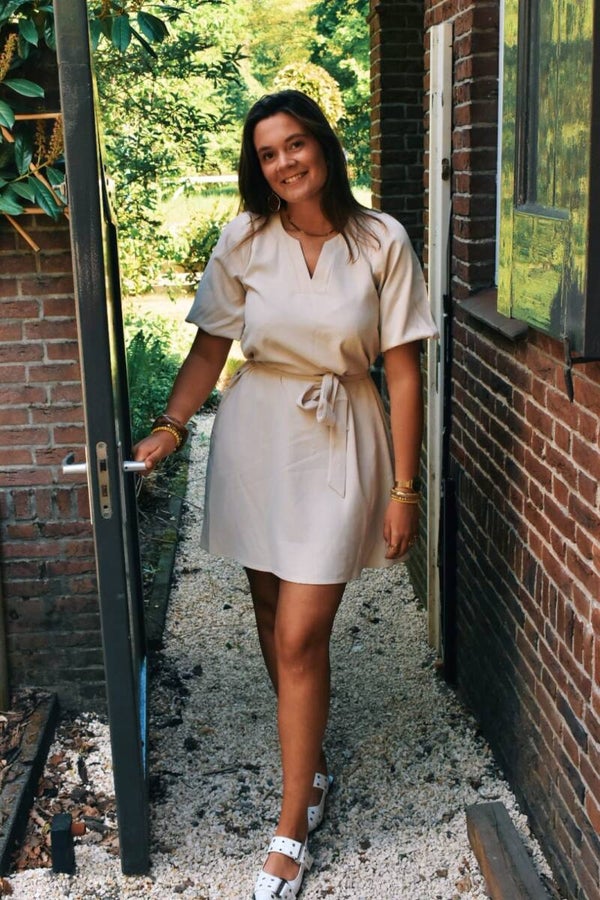 't beige jurkje