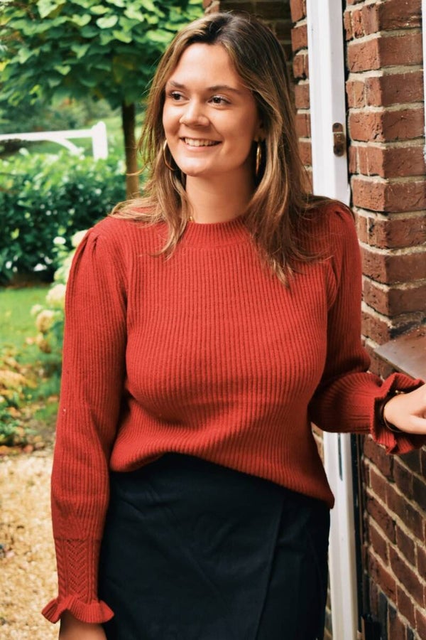 Red Juul sweater