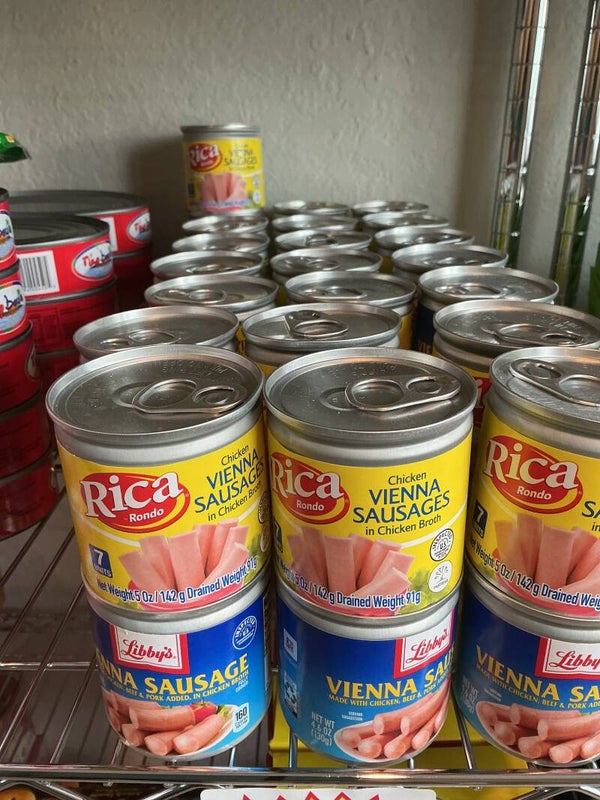 9Latas de salchichas x$10.00
