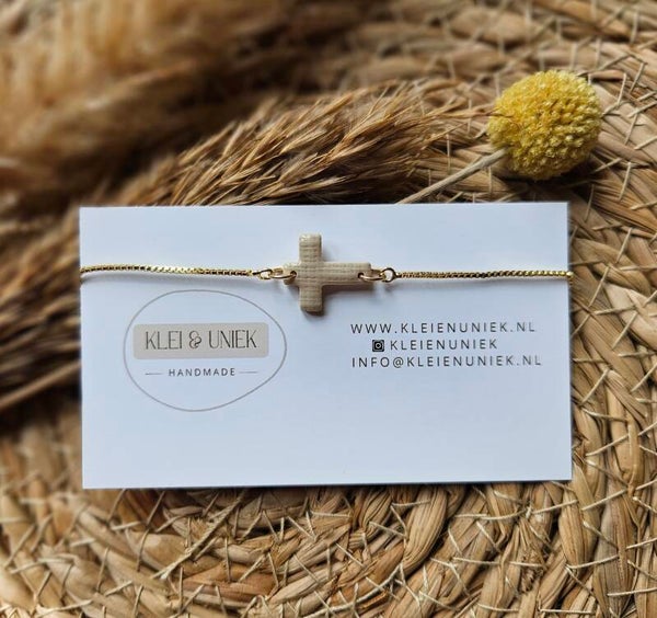 Armband kruis | beige met linnenmotief