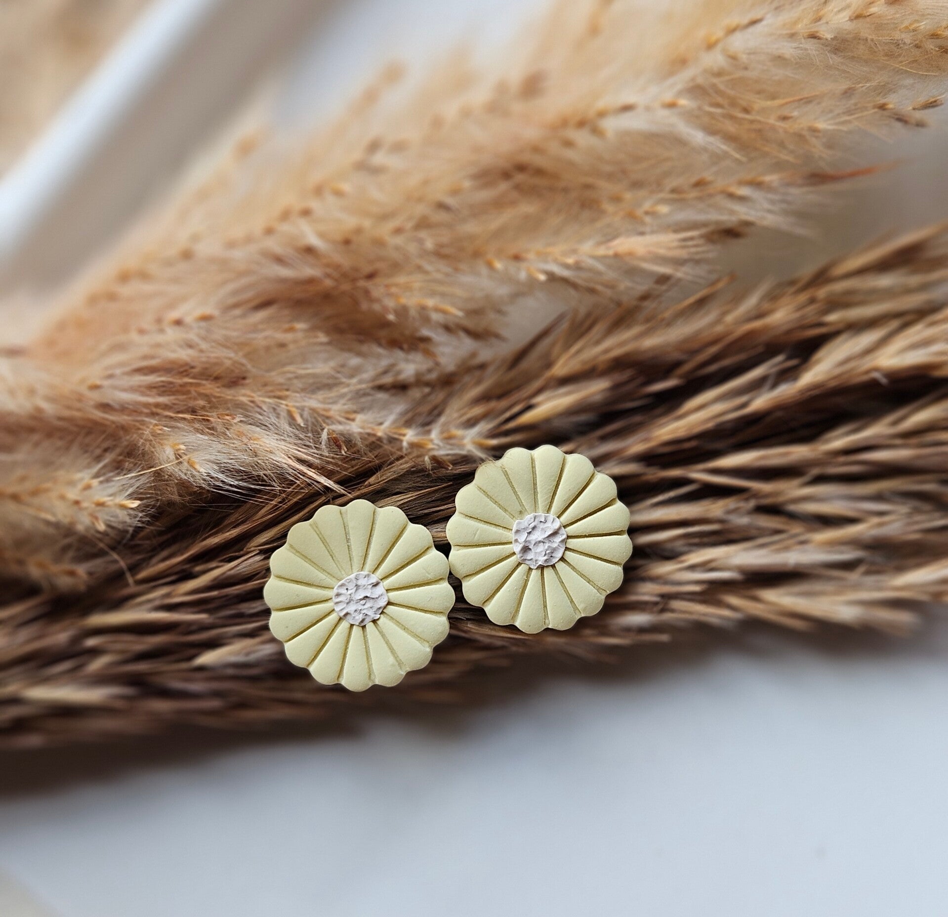 Stud Flower | geel
