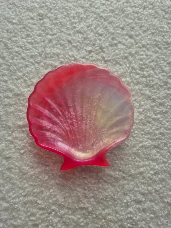 Pink Pearl Shell | Soft Sunset. 🌅 A soft sunset, captured in a shell.