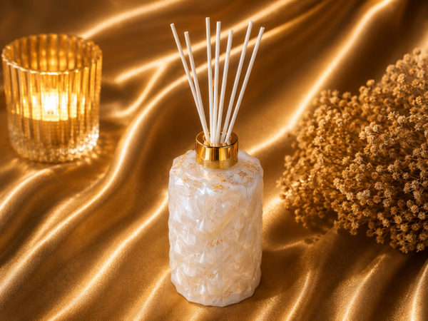 🤍 Pearl Luxe Reed Diffuser Holder