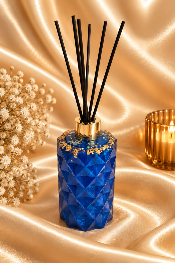 Royal Blue Elegance – Resin Diffuser Bottle