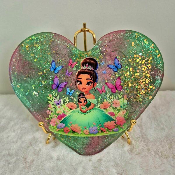 💚 Royal Bloom – Resin Heart