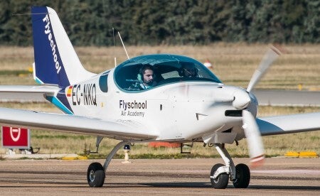 PS-28 Cruiser Flyschool