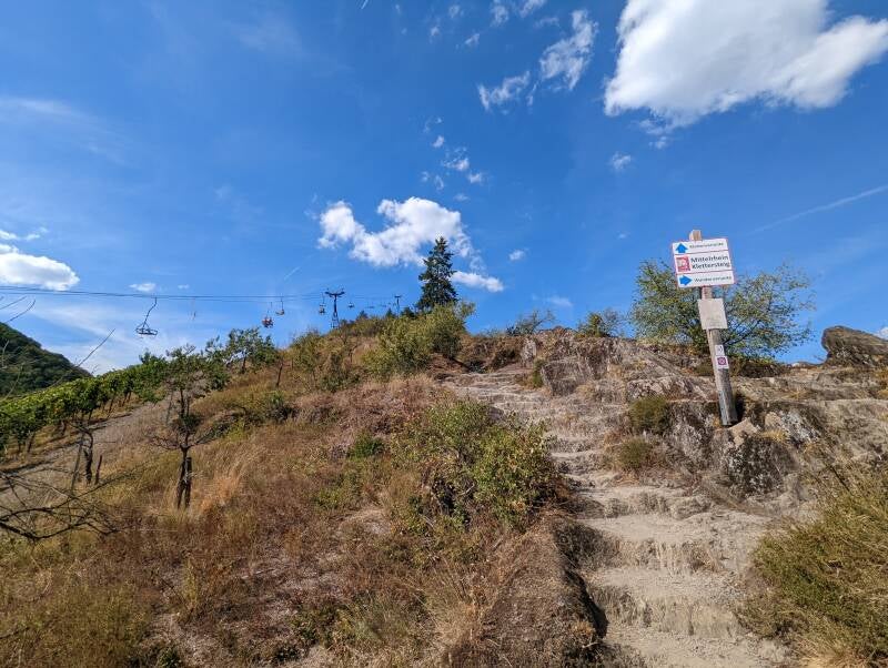 Zustieg zum Klettersteig Boppard