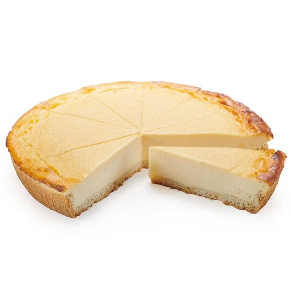 Rahmkäsekuchen ohne Rosinen ungeschnitten