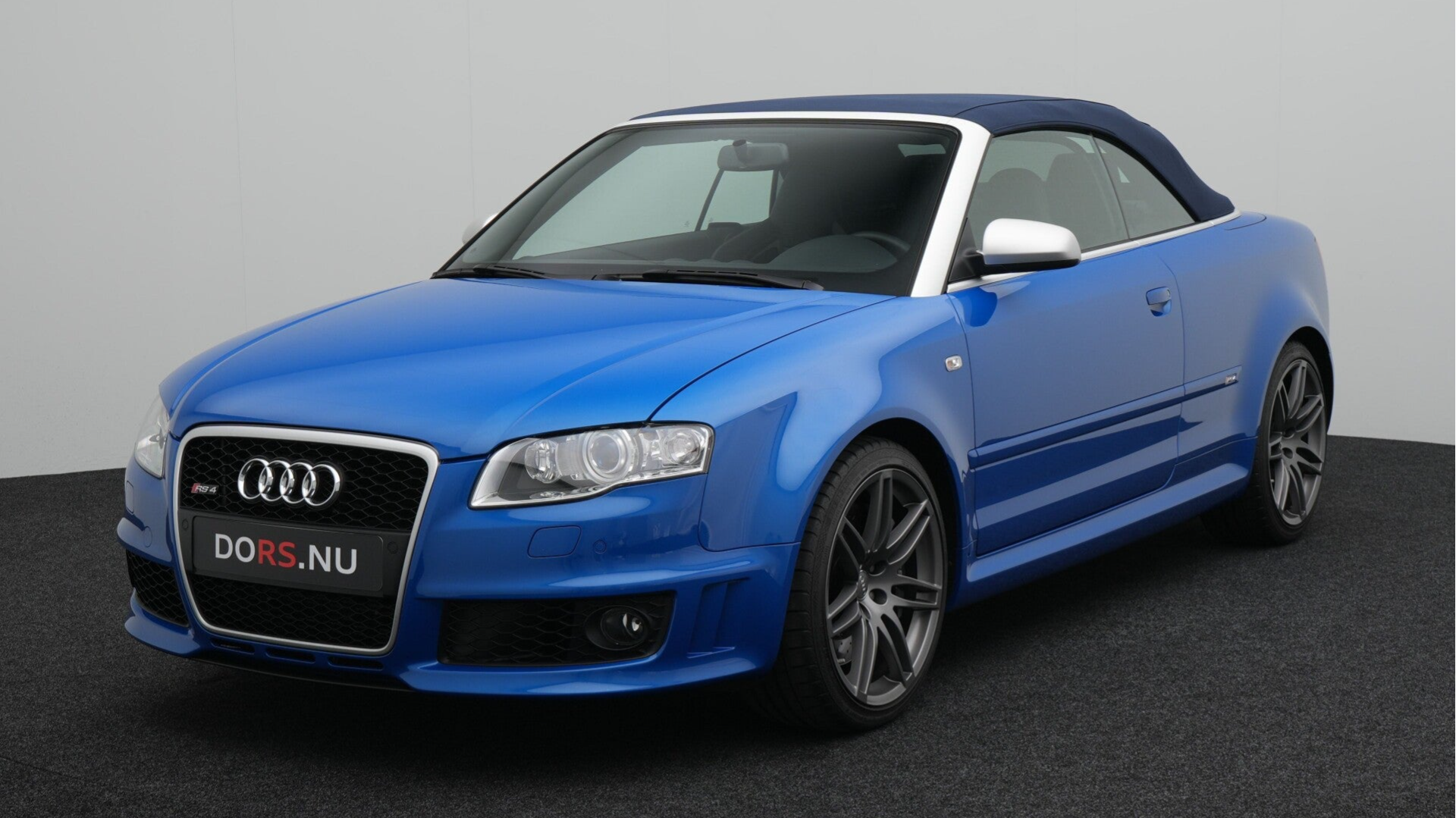 AUDI RS4 CABRIOLET                                 7.300 KM