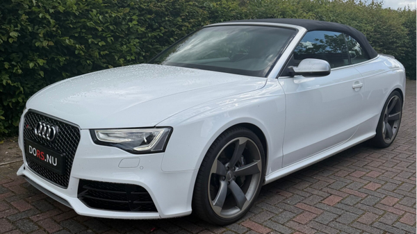 Audi RS5 CABRIOLET Audi Exclusive 58.500 km