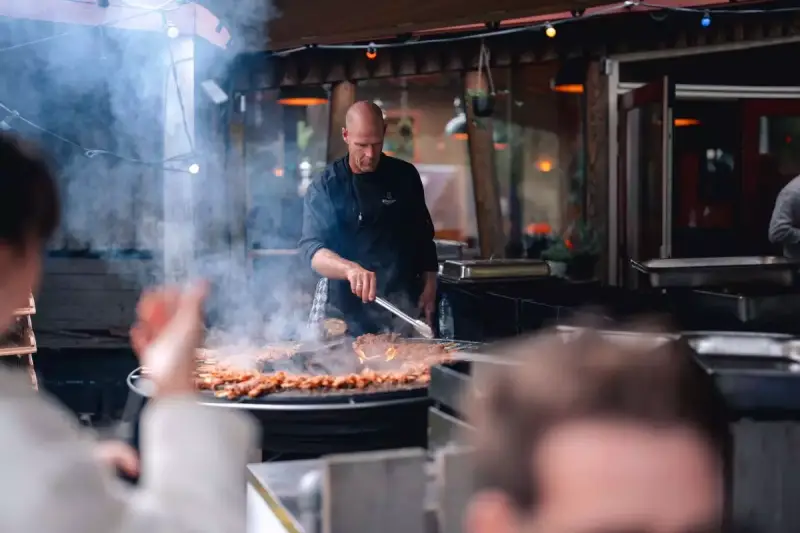 Valen Catering Zutphen Live Cooking barbecue met kok Zutphen