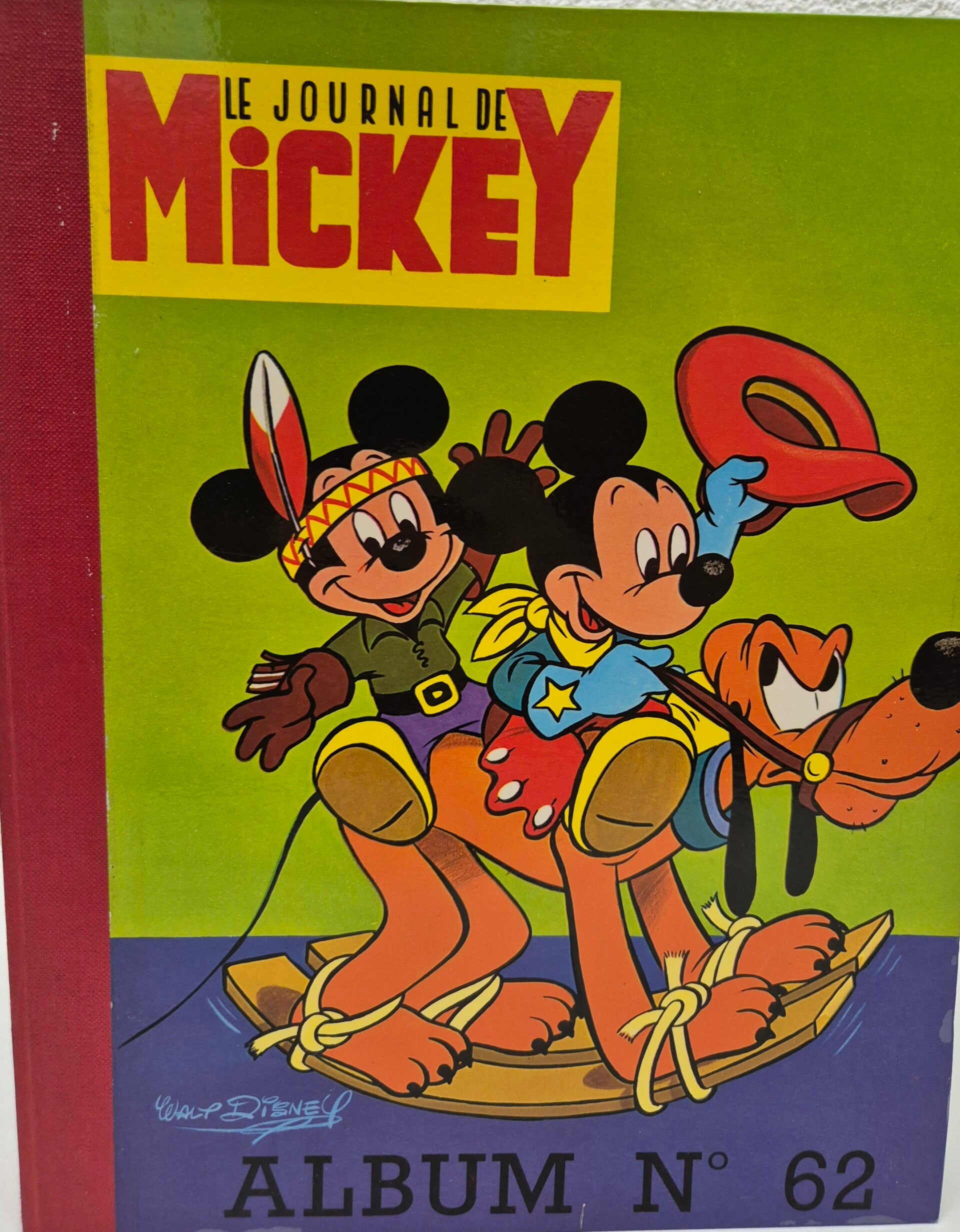 Livre Le journal de Mickey 1975