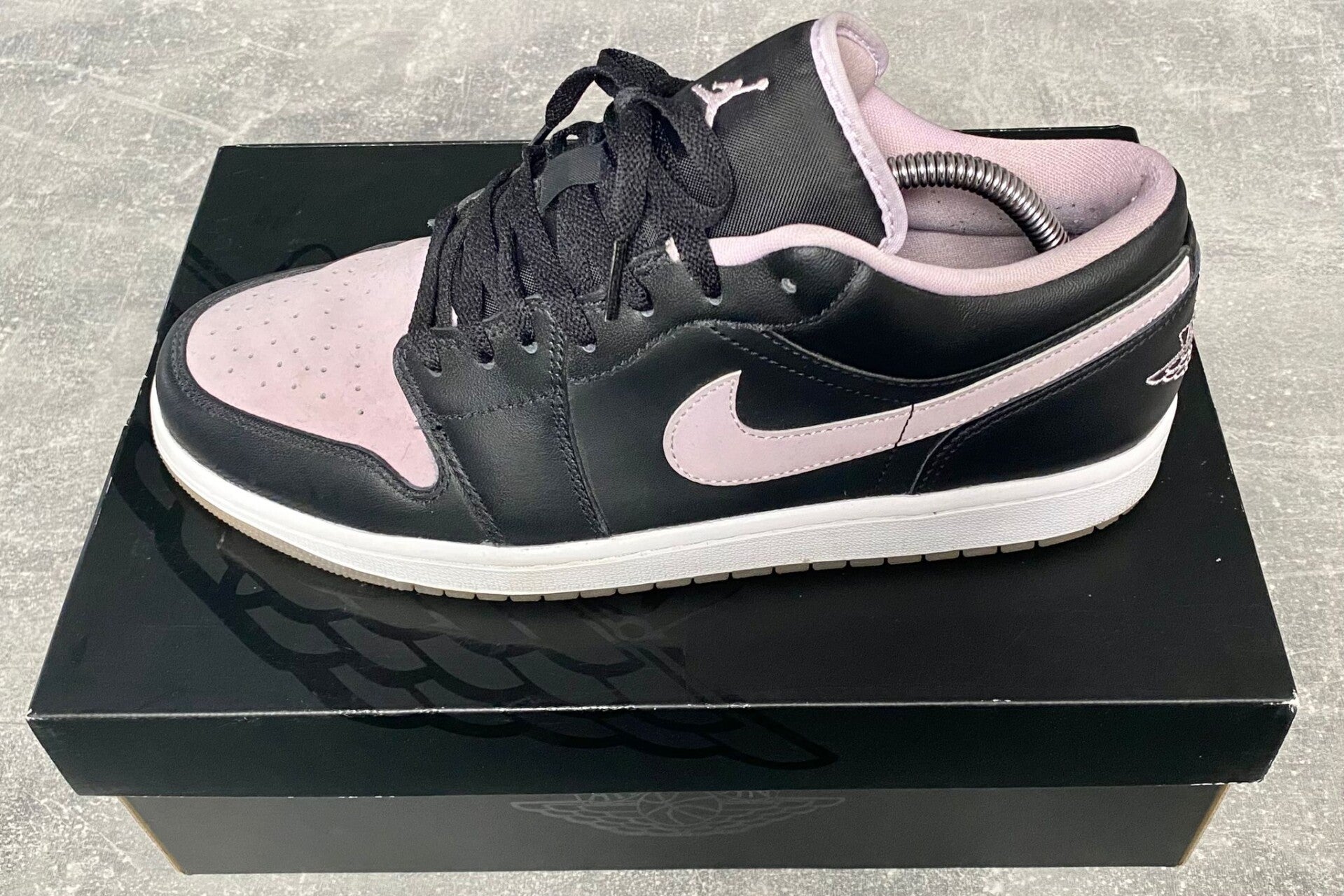 Baskets Air Jordan 1 Low SE "Black/Iced Lilac" 45