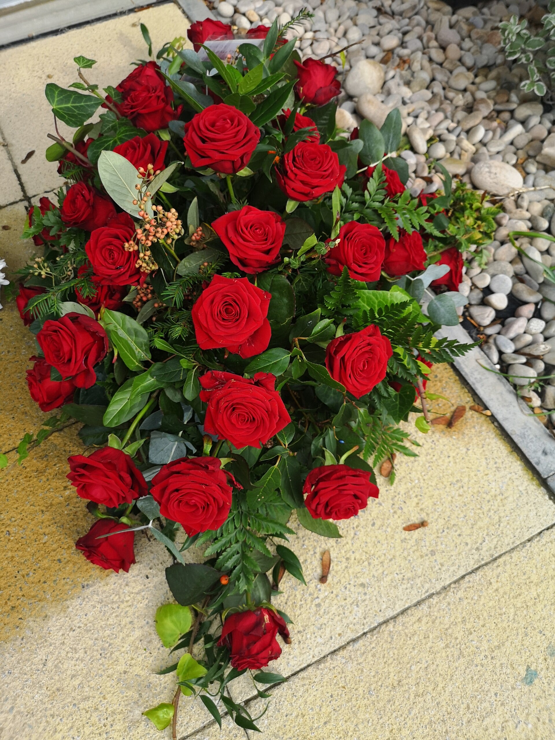 Double ended sympathy spray