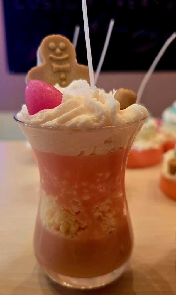 cherry dessert with ginger cookie