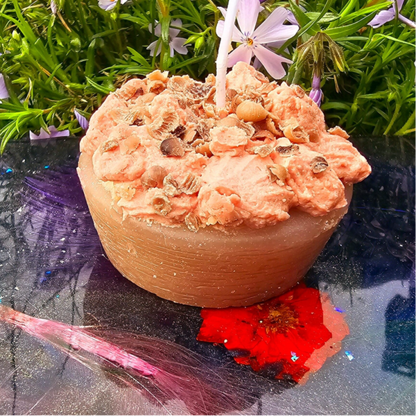 Candle cupcake sweet scent