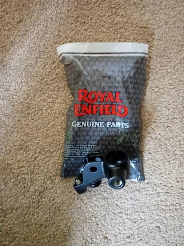 Front brake lever bracket