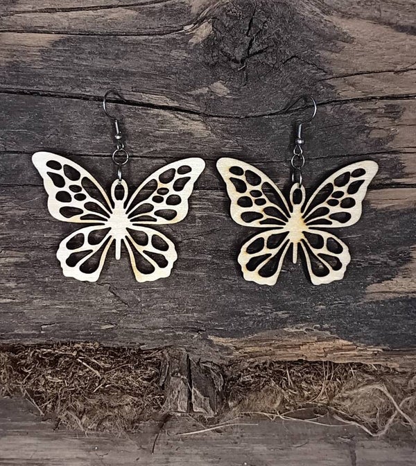 Puukorvakoru perhonen