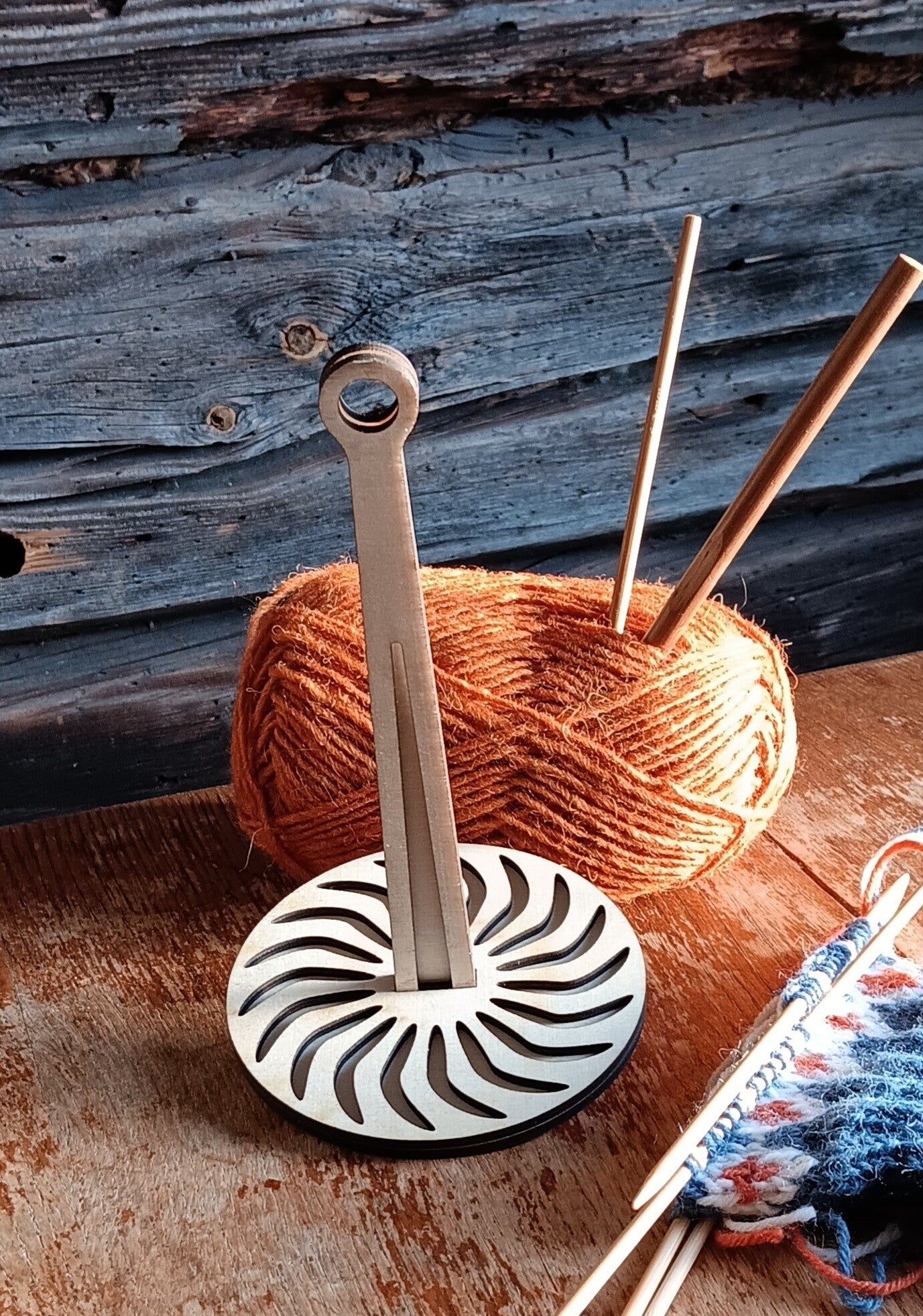 Lankakerän pidike rannekerä 6