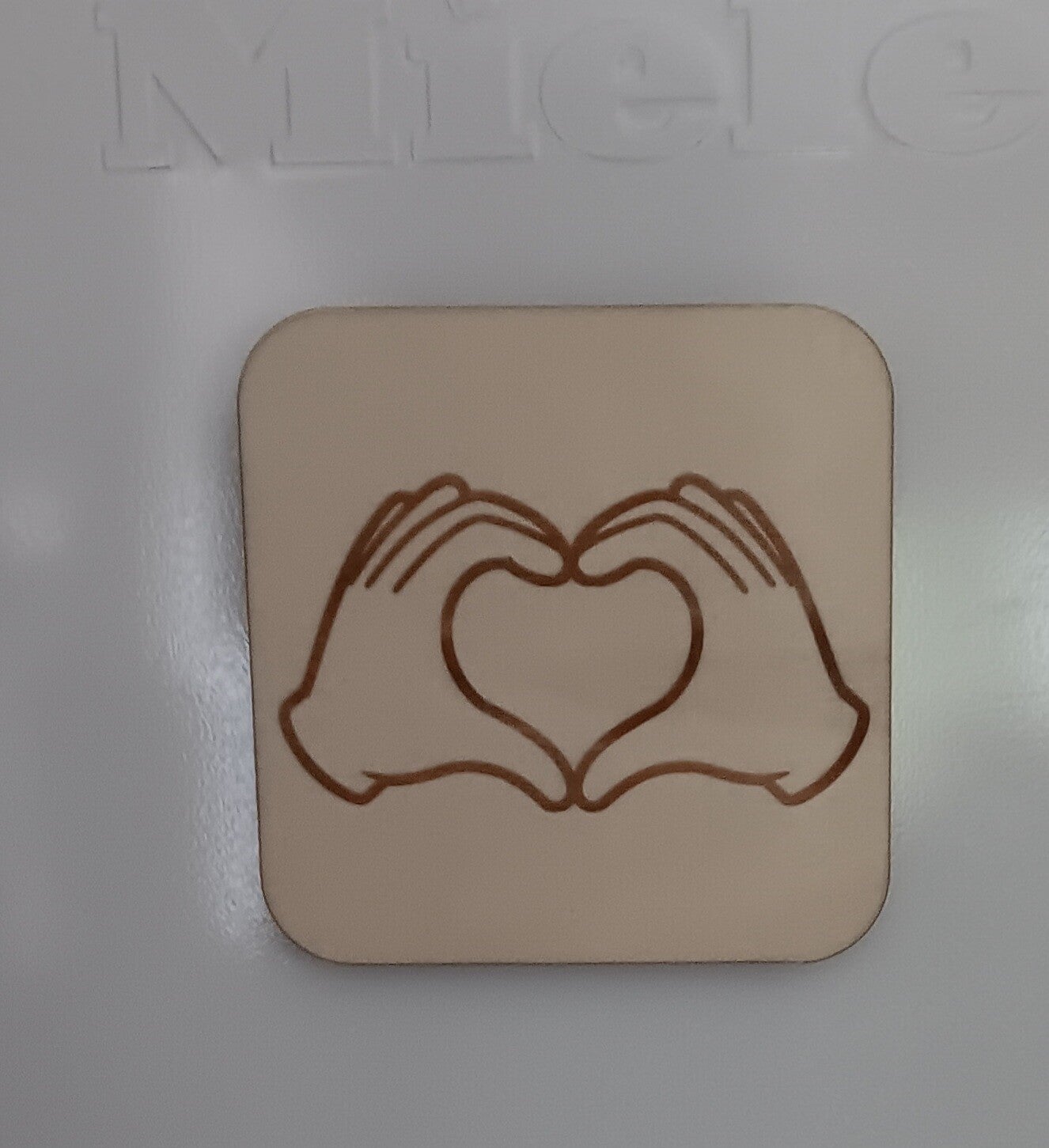 Jääkaappi magneetti emoji käsisydän neliö